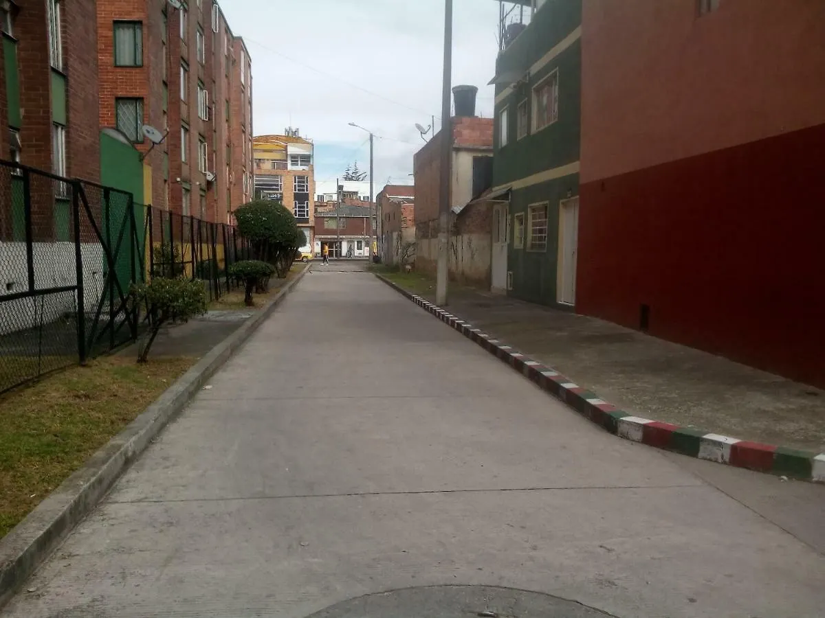 Okar Hostel - Bogota Airport